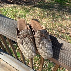 Eric Javits Women’s Isla Mule, Raffia Braid Upper